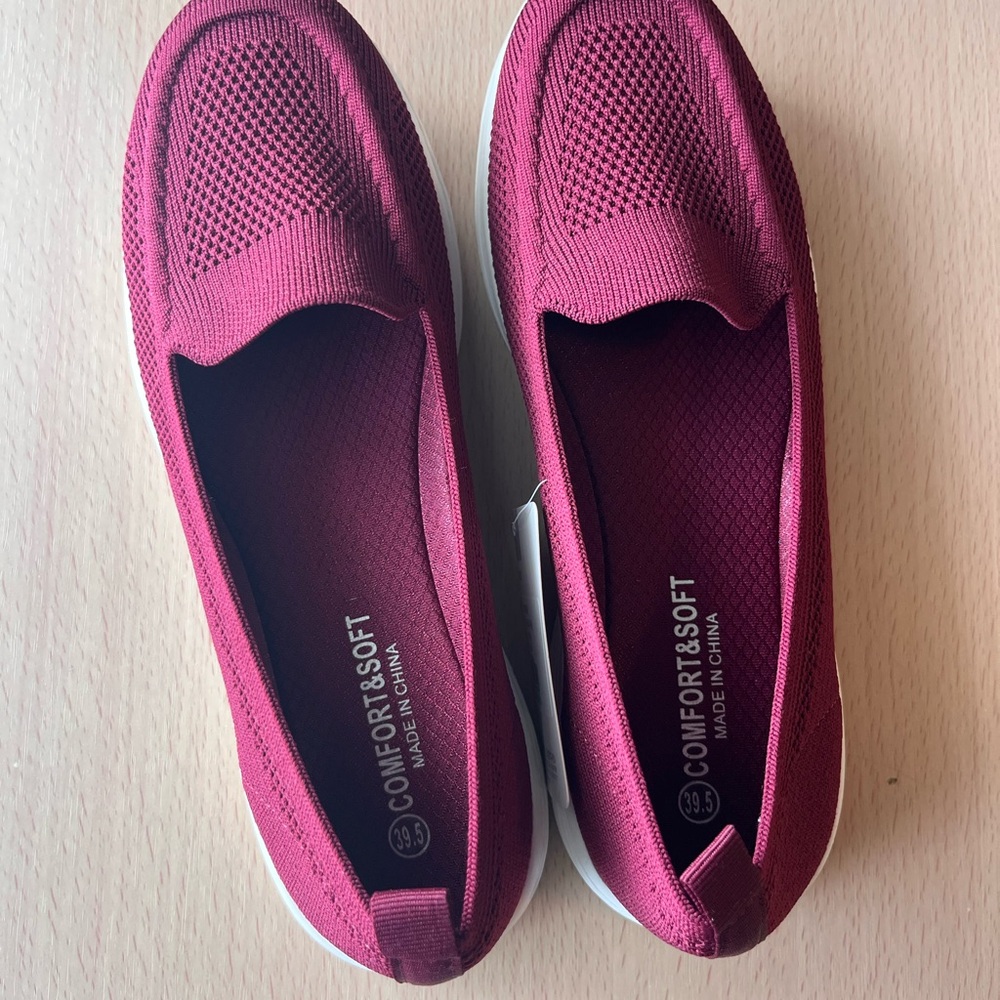 Women's Burgundy Loafers